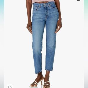 Women’s Levis Jeans